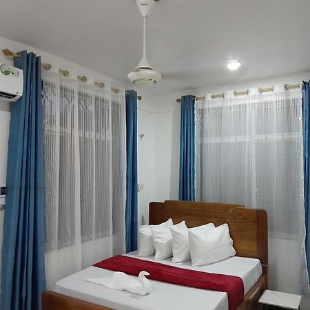 Valley Breeze Hotel Дар-ес-Салам Екстер'єр фото